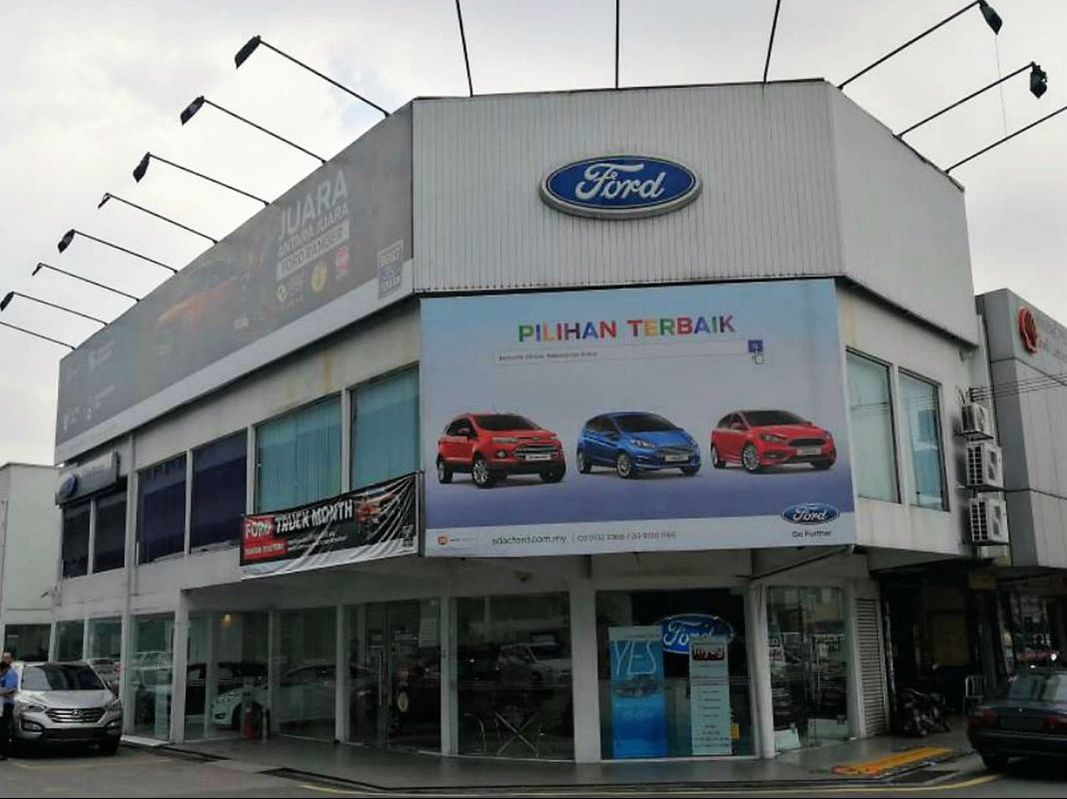 Sianghin Car Dealer Trio Mantap
