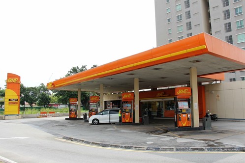 Sianghin Car Dealer Petrol Station